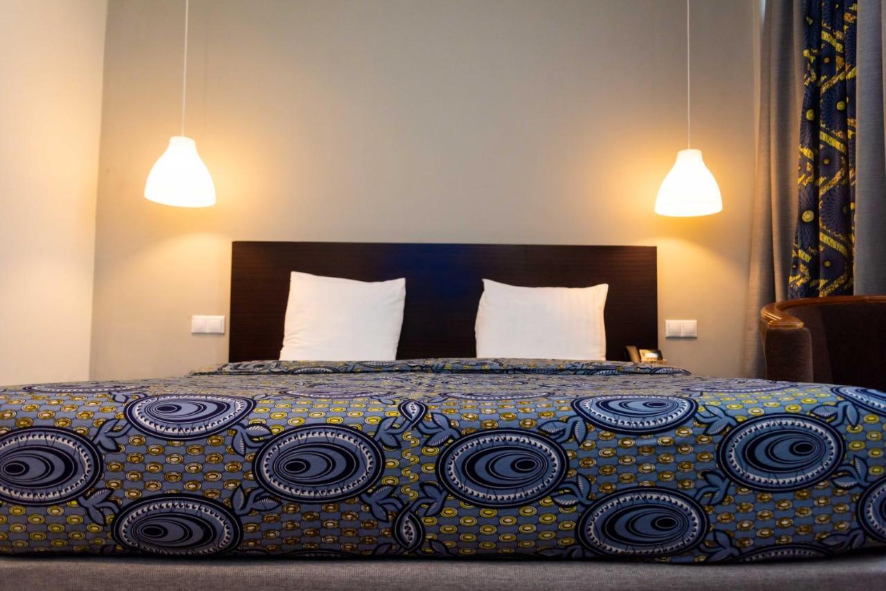 Sultani Hotel Kinshasa Extérieur photo