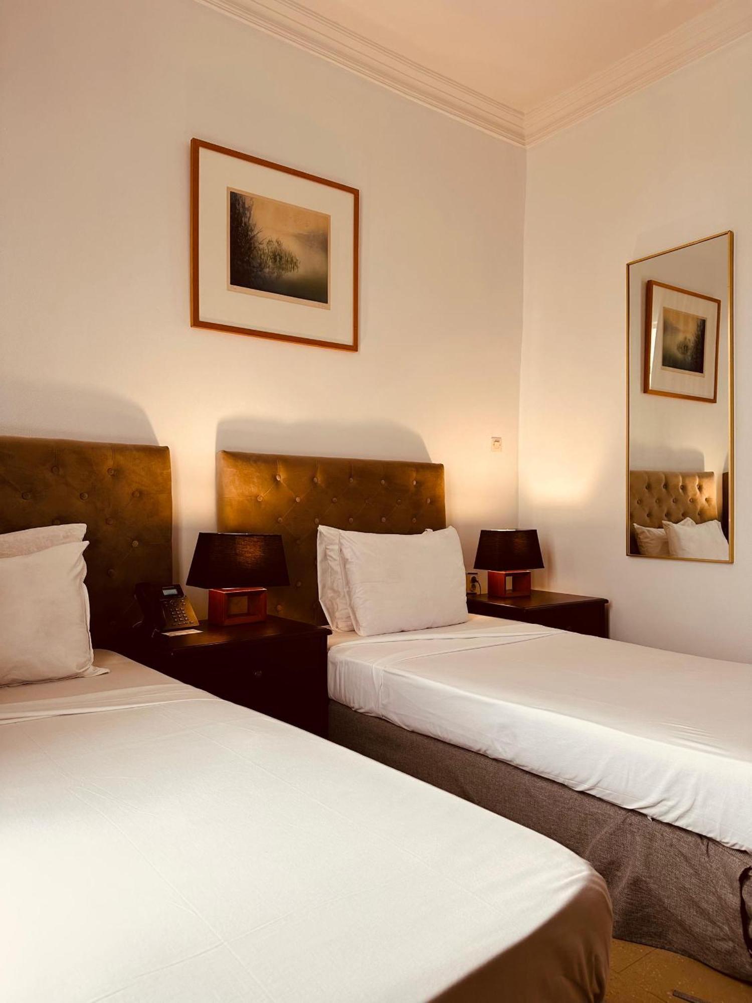 Sultani Hotel Kinshasa Extérieur photo